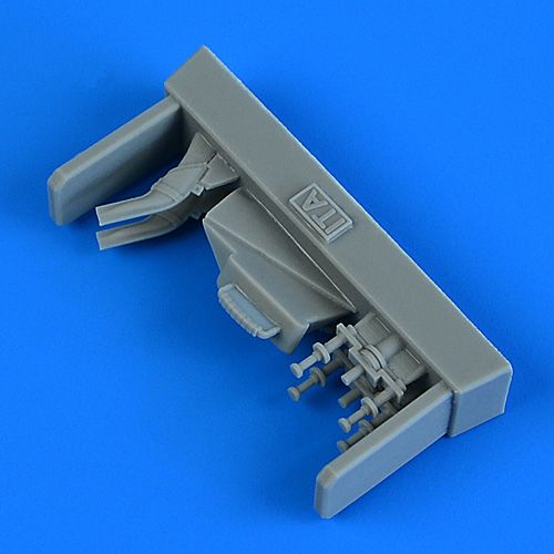 1:32 F-35A Lightning II remove before flight covers