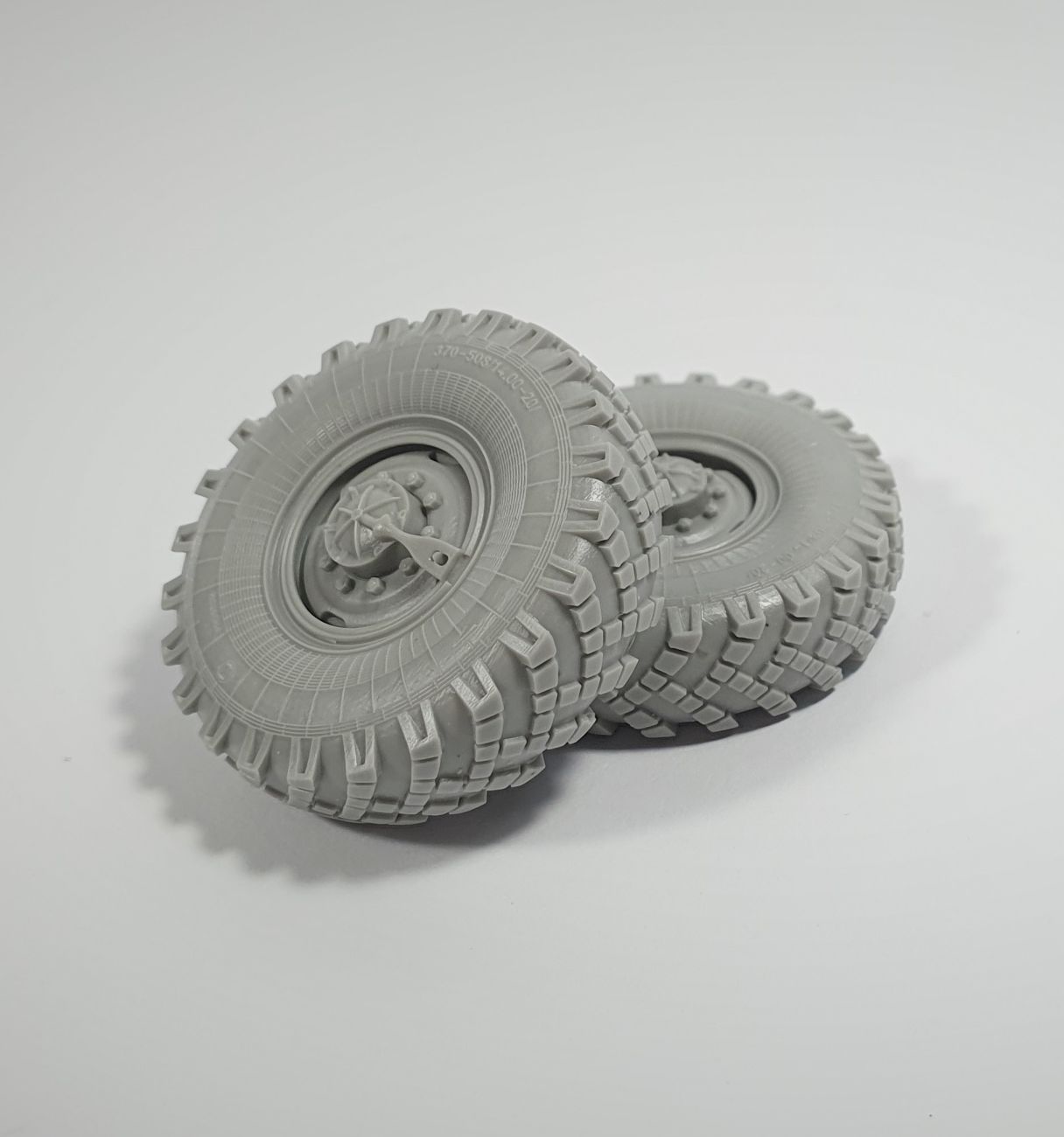 1:35 Ural 4320 Road wheels