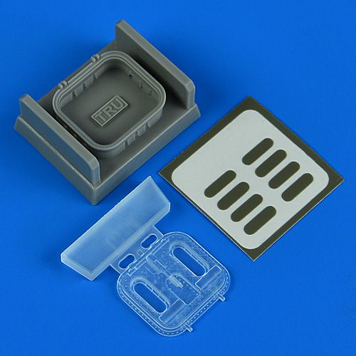 1:48 Mil Mi-8MT/Mi-17 Open service/emergency hatch