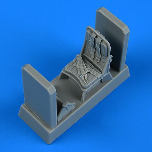 1:48 Z-37 Cmelik seat with seatbelts