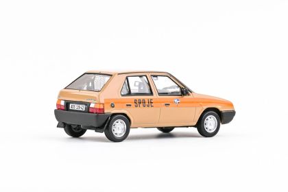 1:43 Škoda Favorit 136L (1988) - Spoje