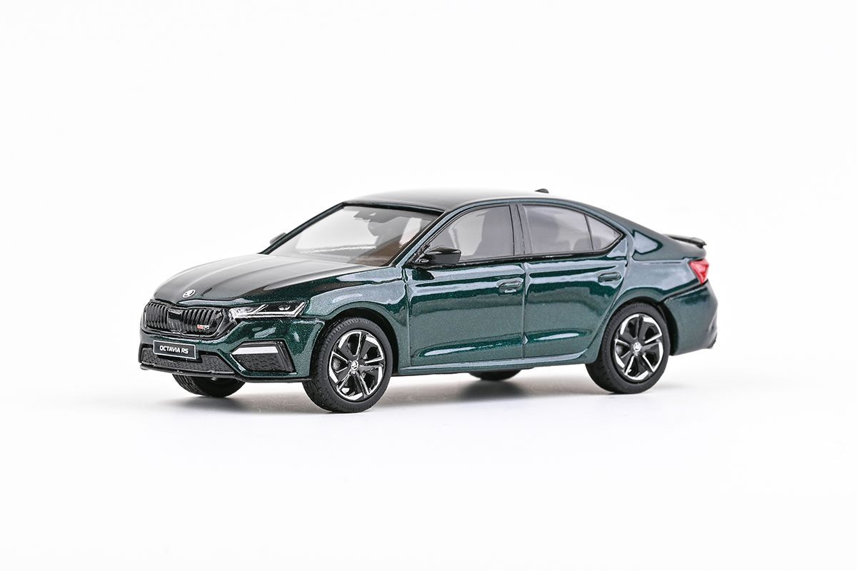 1:43 Škoda Octavia IV RS (2020) - Zelená Highland Metalíza