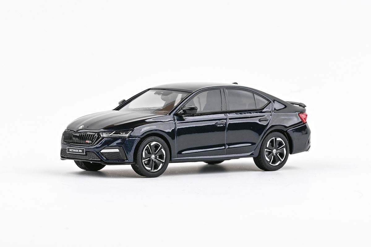 1:43 Škoda Octavia IV RS (2020) - Modrá Plum Metalíza