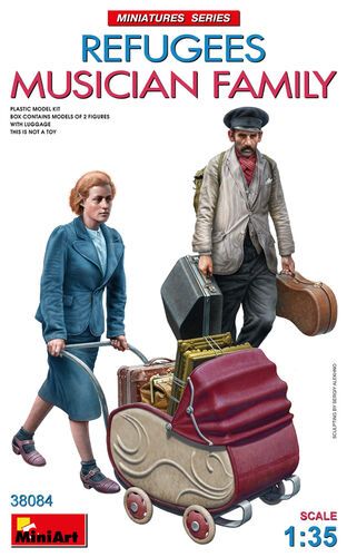 1:35 REFUGEES. MUSICIAN FAMILY