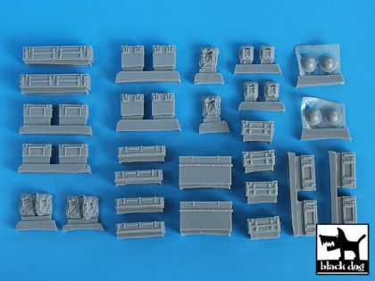 1:35 British equipment accessories set