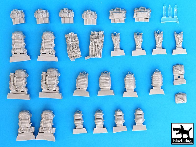 1:35 US modern bags accessories set