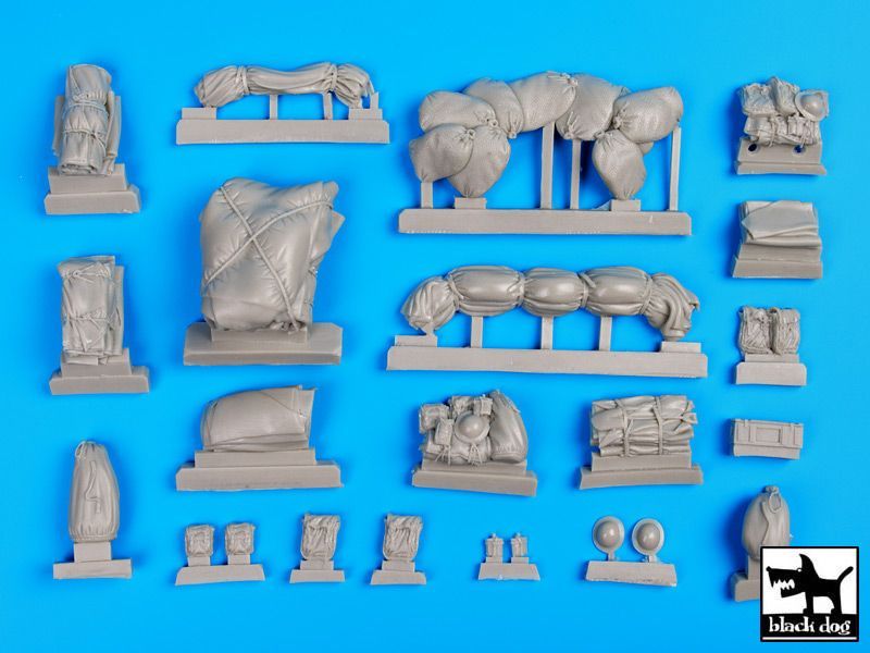 1:35 British Bishop accessories set