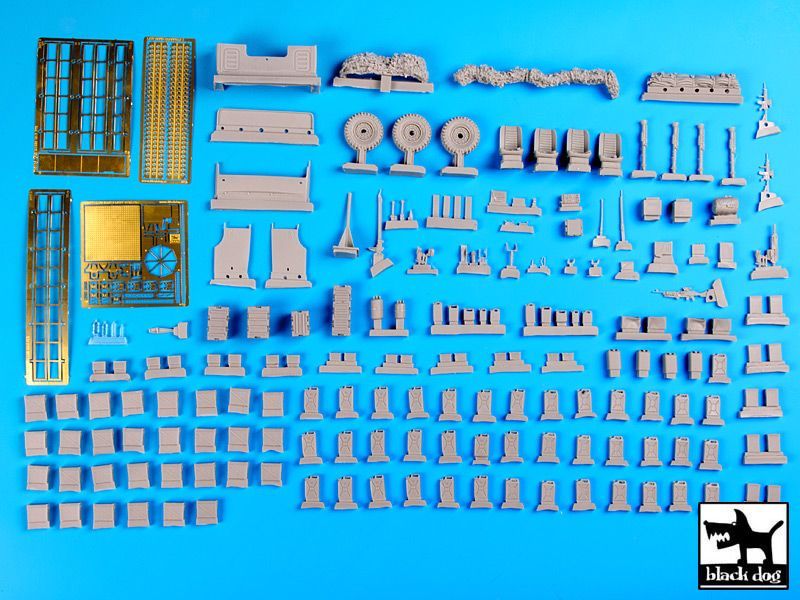 1:35 M 1083 War Pig accessories set