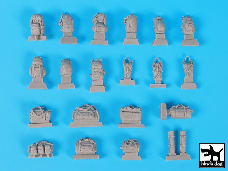 1:35 Civilian backpacks accessories set