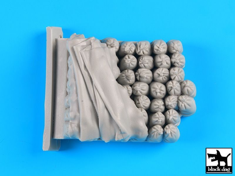 1:35 Gaz MM mOD.1943 accessories set