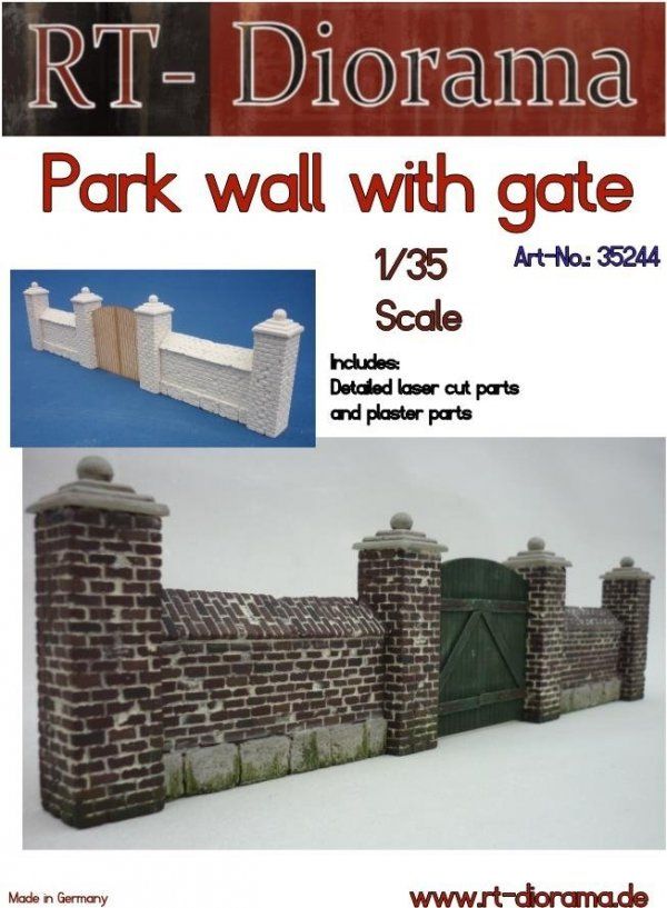 1:35 Park wall with gate