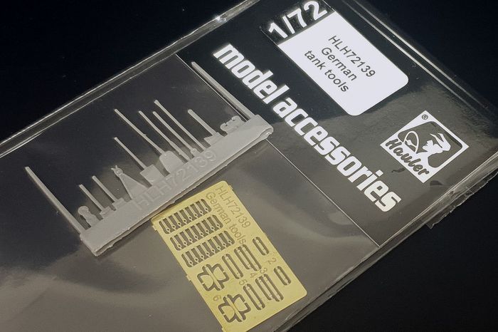 1:72 German tank tools