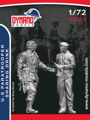 1:72 U.S. Paratrooper Sharing Drink
