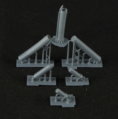 1:35 15cm Nebelwerfer Rockets & Containers (10pcs)
