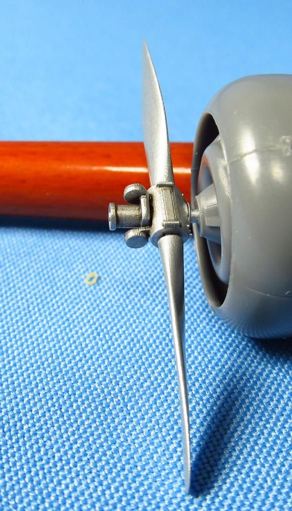 1:48 Curtiss-Wright SNC-1 Falcon II - propeller set (designed be used with Dora Wings kits)