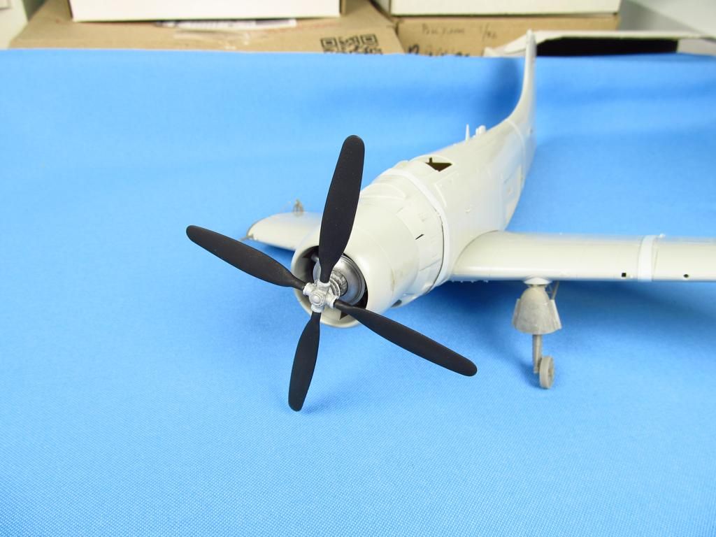 1:48 Douglas A-1 H/J Skyraider - Propeller Set (designed to be used with Tamiya kits)