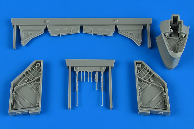 1:48 Mikoyan MiG-17F Fresco C wheel bay