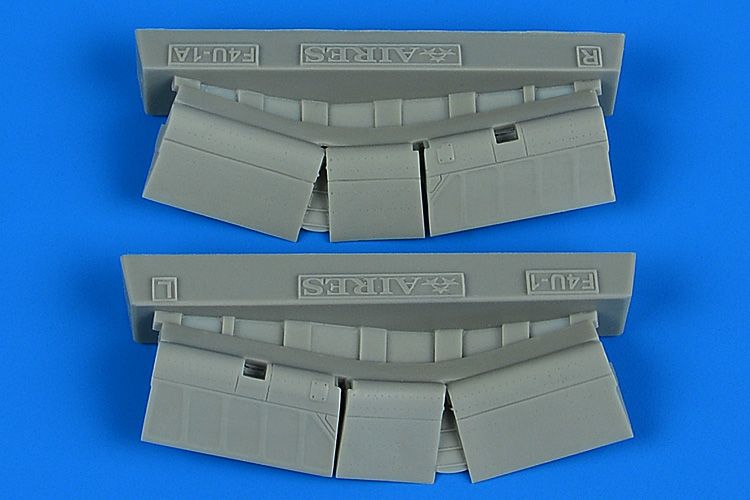 1:72 Vought F4U-1A Corsair flaps