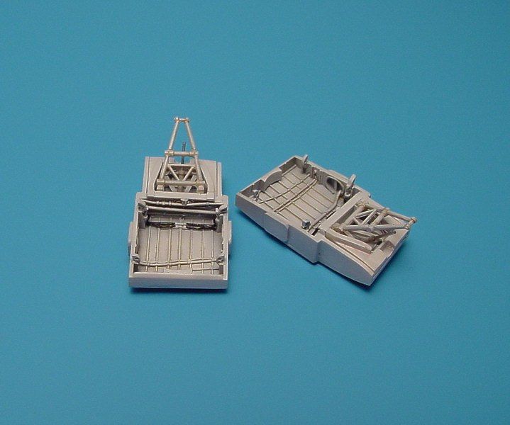 1:72 Douglas A-1H Skyraider wheel bay