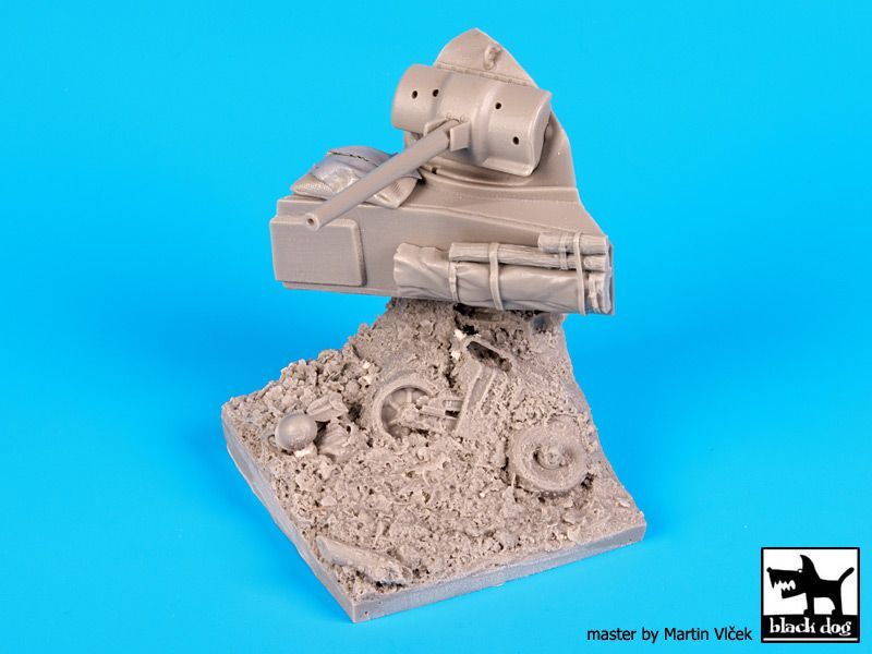 1:35 Destroyed Sherman N