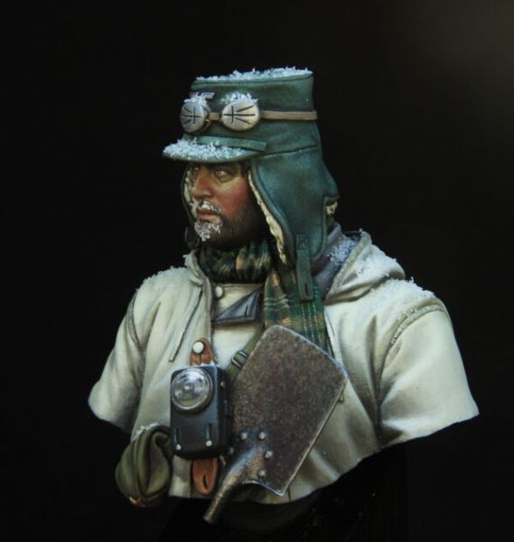 1:12 Bust German Soldier Eastern Front