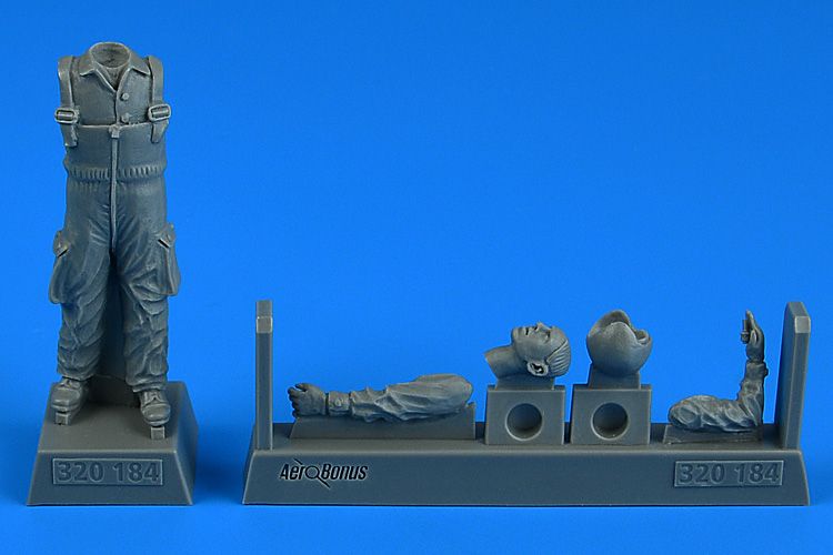 1:32 Warshaw Pact Aircraft Mechanic 3