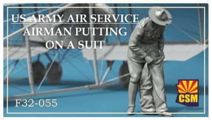 1:32 US Army Air Service Airman Putting on a Suit