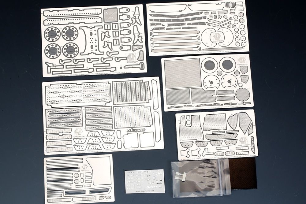 1:24 Mercedes Benz Actros GigaSpace Detail-up Set for Italeri kit #3905 (PE+Metal Logo)