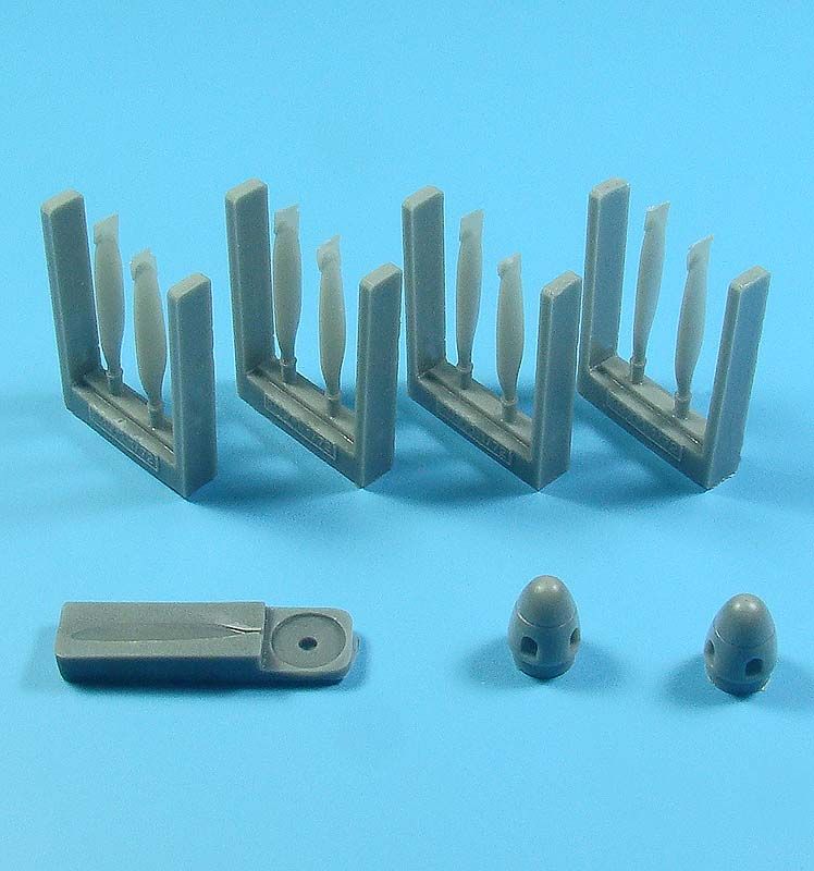 1:72 Heinkel He-219V3-V8 (Four bladed propeller with tool)