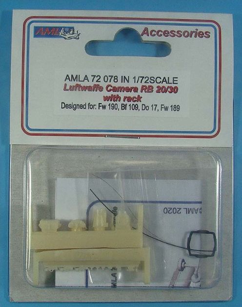 1:72 Luftwaffe Camera RB 20/30 with Rack for: Fw-190, Fw-189, Me-109 and Do-17