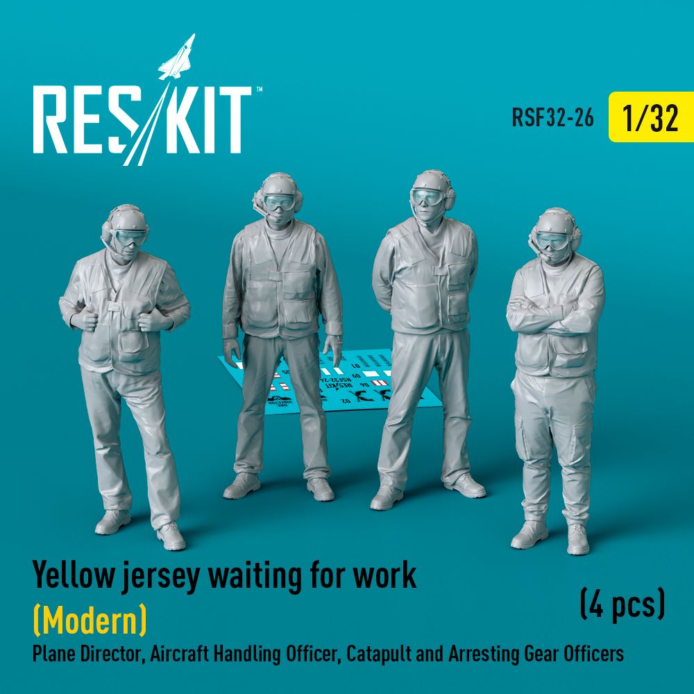 1:32 Yellow jersey waiting for work (Modern) Plane Director, Aircraft Handling Officer, Catapult and Arresting Gear Officers (4 pcs)