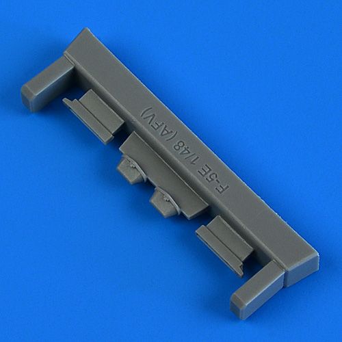 1:48 Northrop F-5E/F Tiger II remove before flight covers