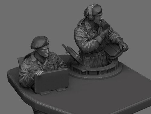 1:35 British Tank 'Pixie' Suit Crew