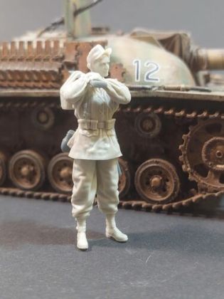 1:35 Waffen-SS MG42 Ammo Carrier