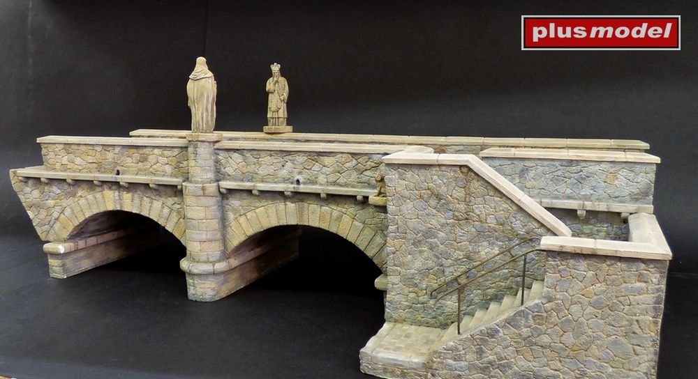 1:35 Stone bridge