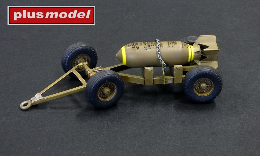 1:32 Bomb cart Mk II with bomb 500 lb
