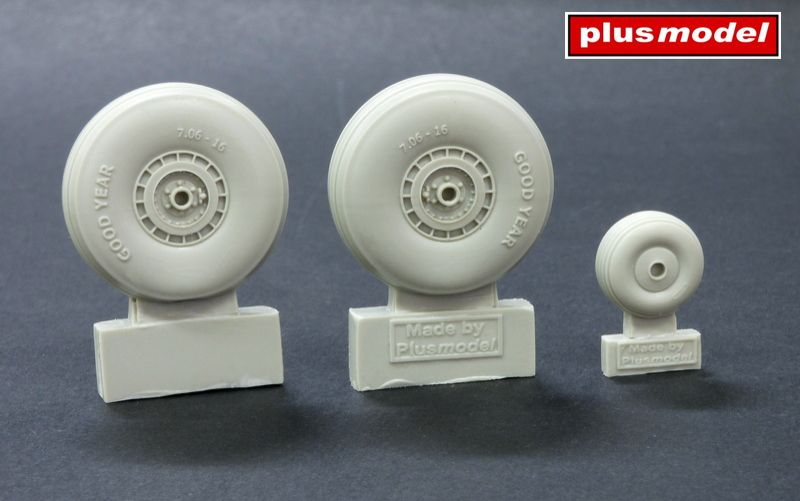 1:48 C-47 Skytrain wheels without cover