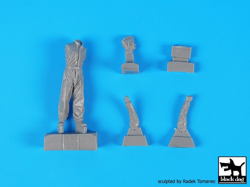 1:32 Luftwaffe mechanic personnel N°4