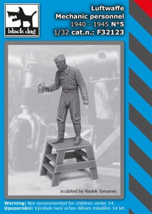 1:32 Luftwaffe mechanic personnel 1940-45 N°5