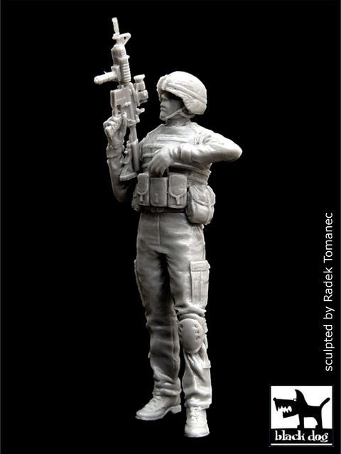 1:35 US soldier in Iraq