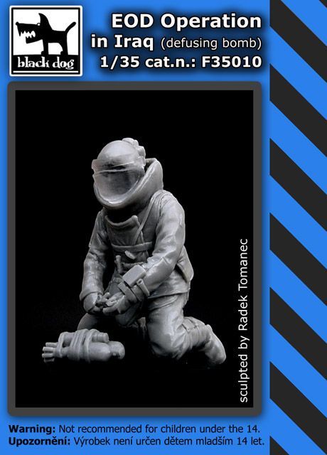 1:35 EOD IN IRAQ /disposing bomb