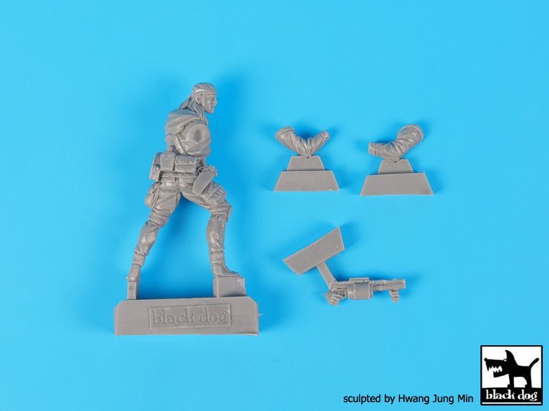 1:35 Stalkers set N°2