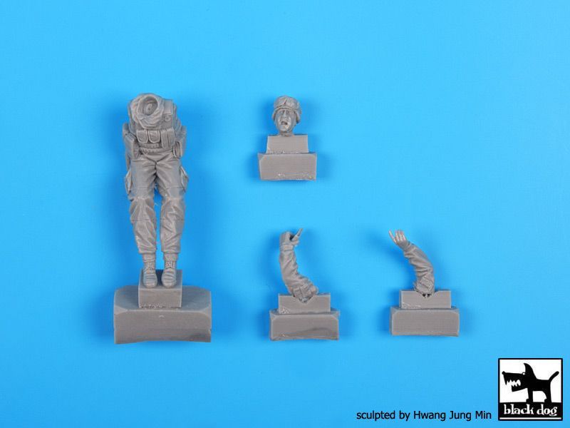 1:35 Delta Force FAV crew