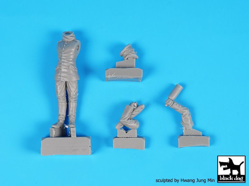 1:35 German soldier Christmas truce WW I