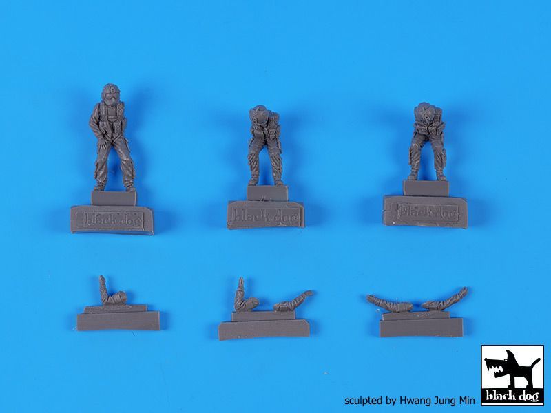 1:48 Black Hawk pilots