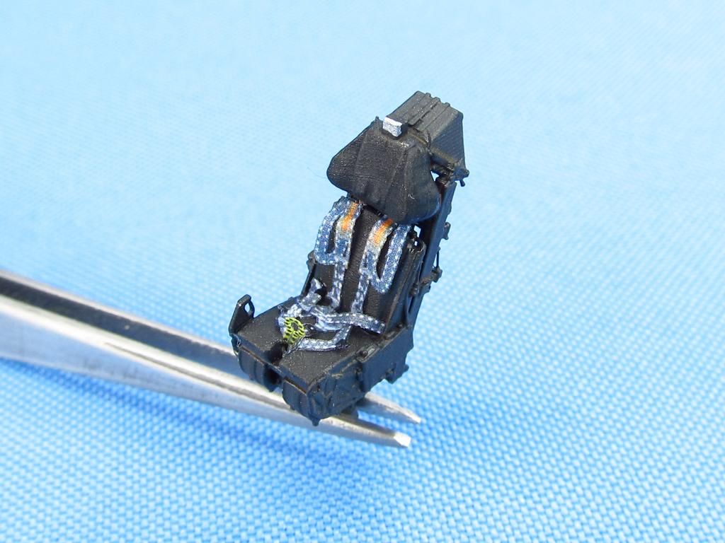 1:72 Lockheed-Martin F-35. Seat belts