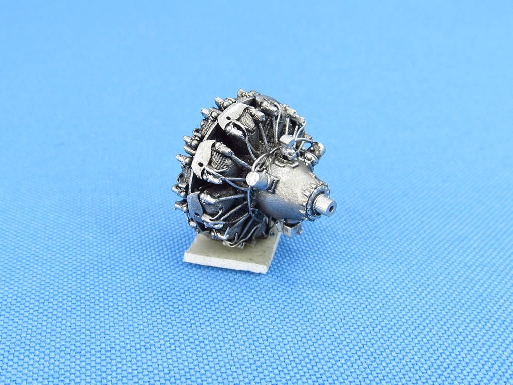 1:72 Douglas A-1H/A-1J Skyraider Wright R-3350-26WA engine