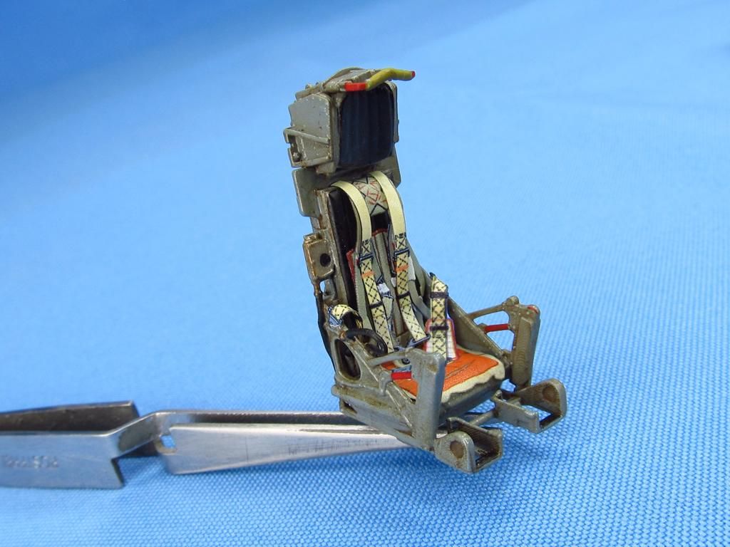 1:32 2 x Ejection seat KK-2