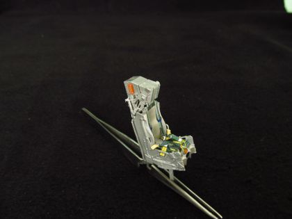 1:32 Ejection seat F16F Rafale