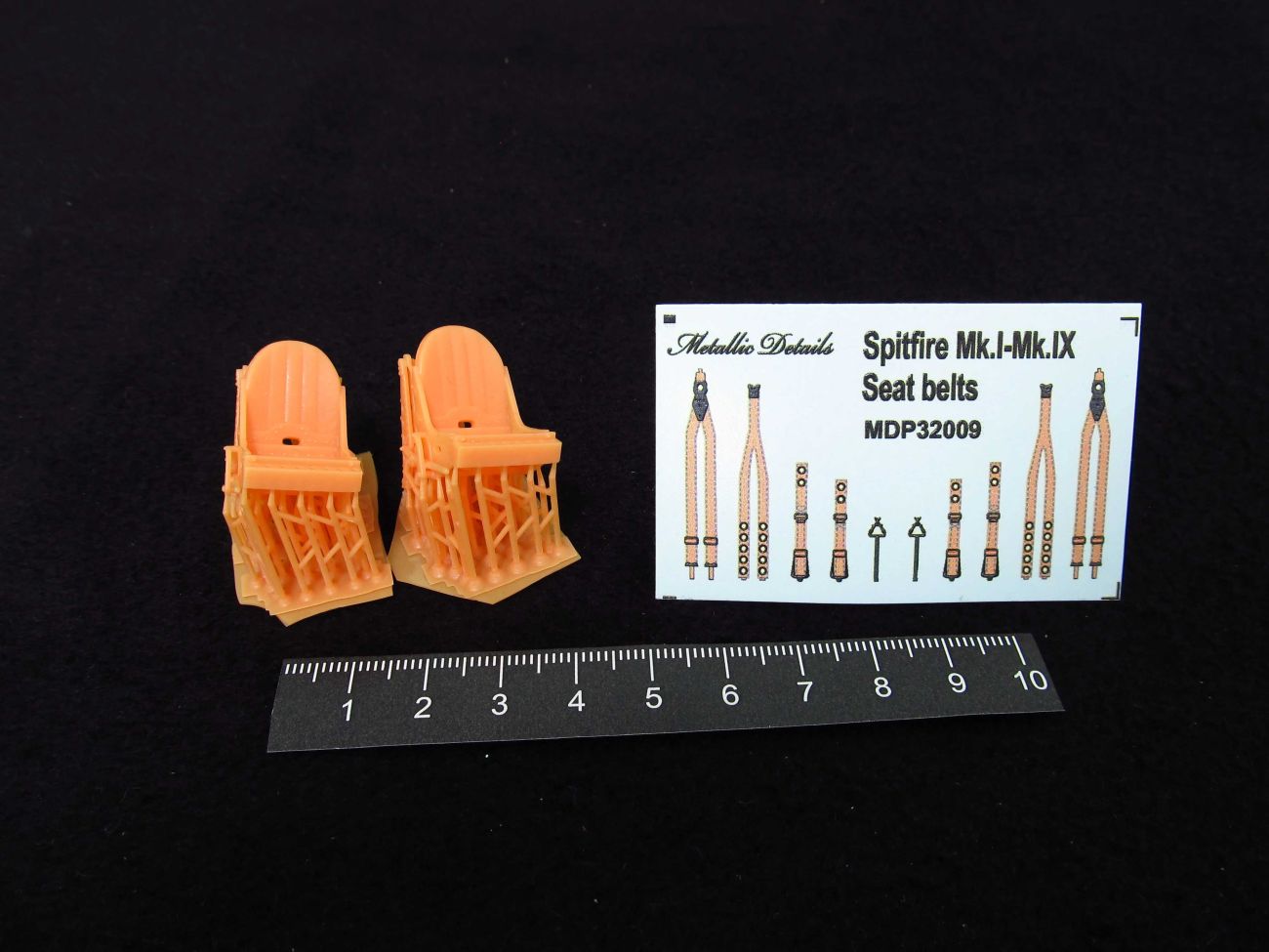 1:32 Supermarine Spitfire 